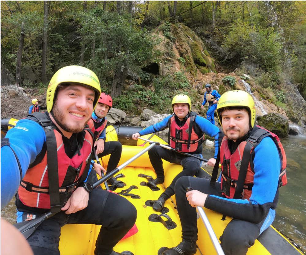 Team rafting at Halcyon Mobile team building